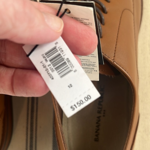 Banana Republic Men’s Shoes - Picture 3 of 4